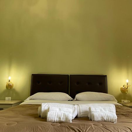 Umberto House Catania Hotel Exterior photo