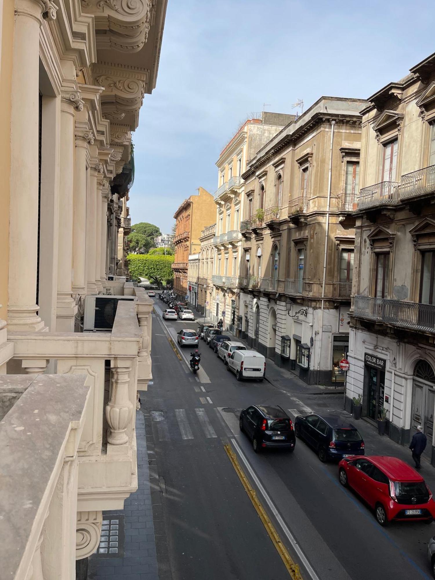 Umberto House Catania Hotel Exterior photo